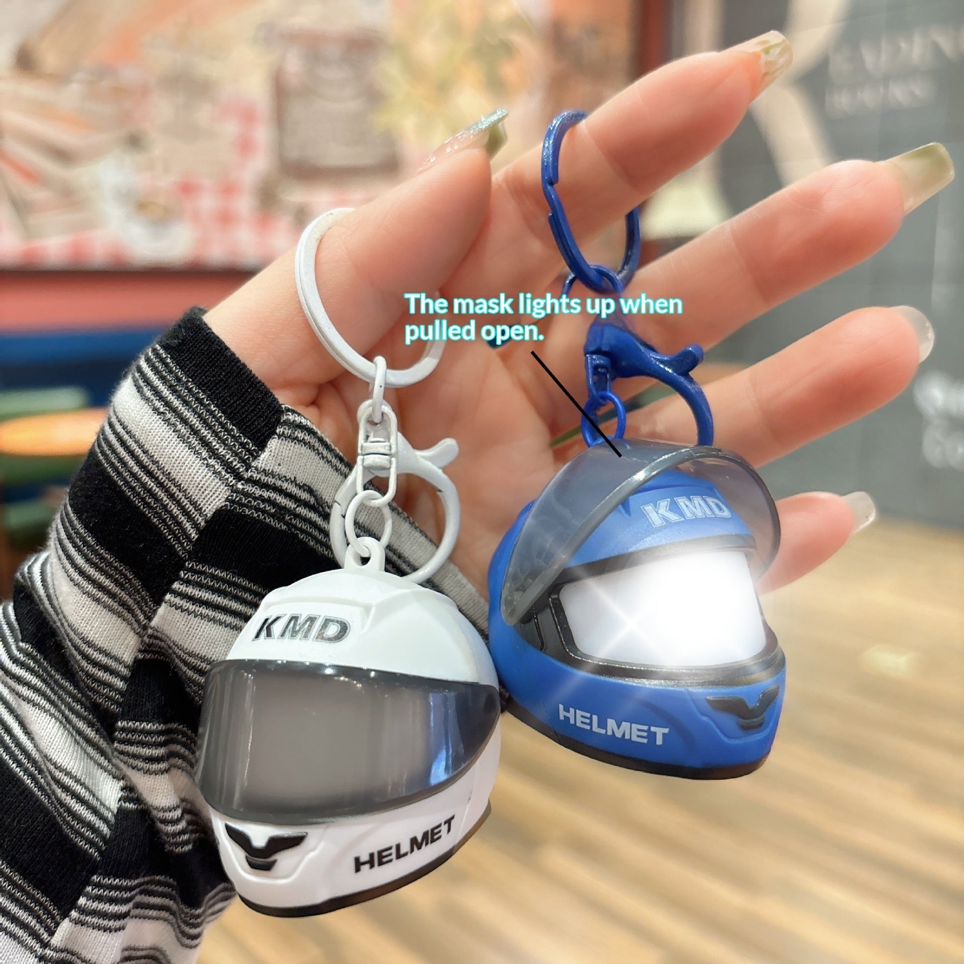 Creative Illuminated Helmet-shaped Keychain