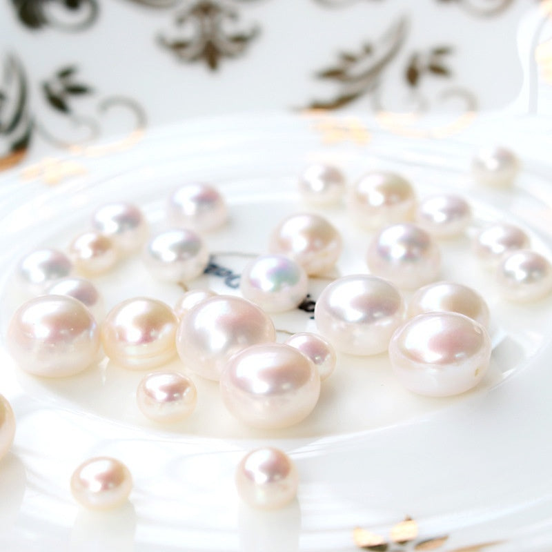 Half-hole Aurora-colored Natural Freshwater Flat-round White Pearls