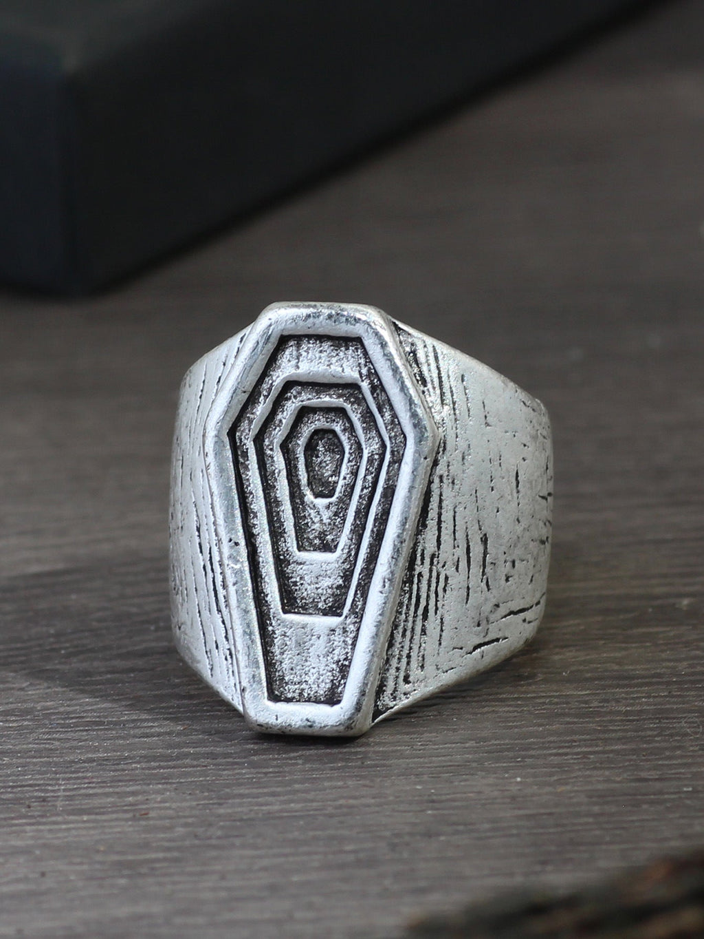Creative Vintage-style Alloy Ring