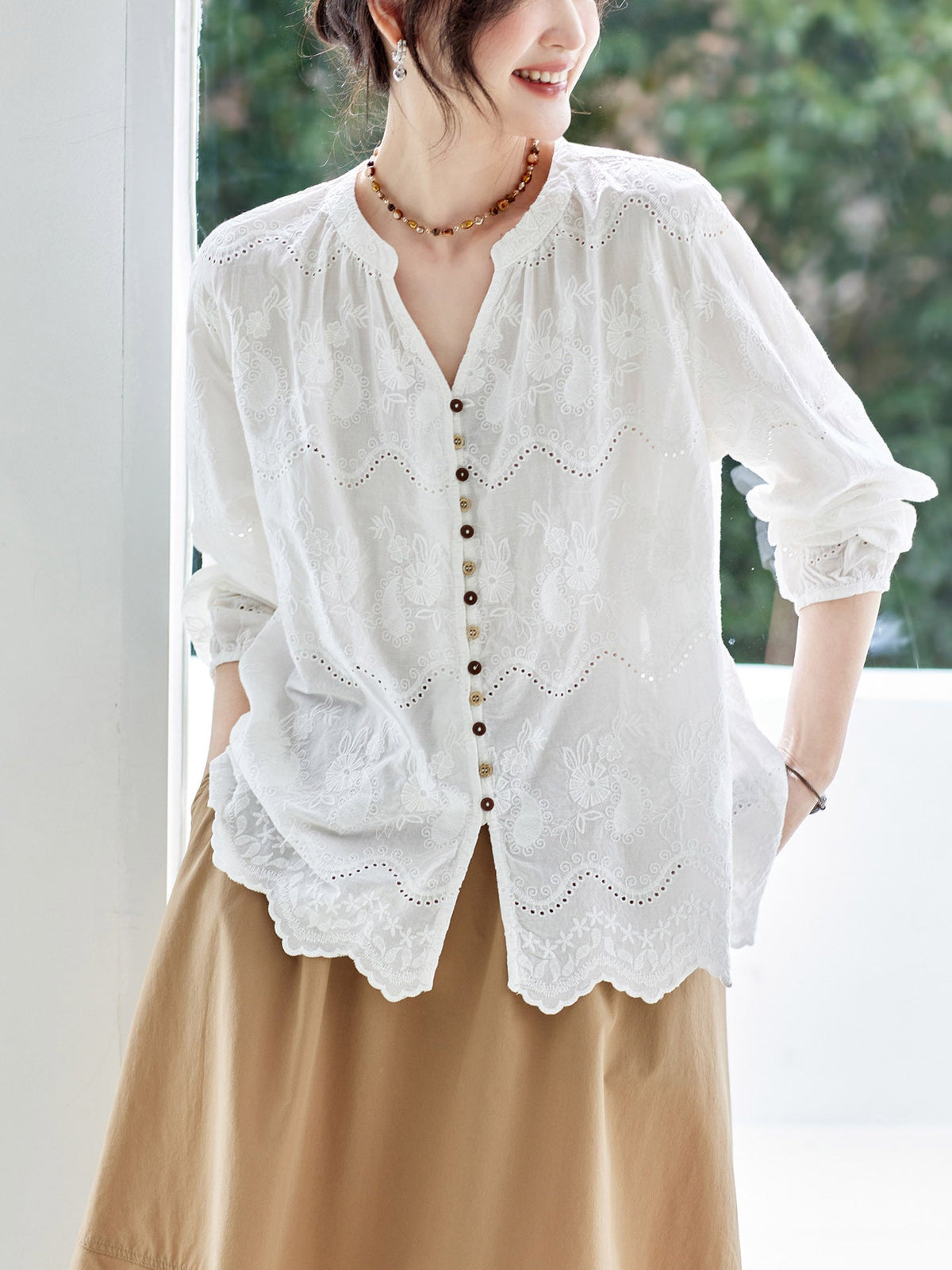 White Blouse Womens Long-sleeve Embroidered Top In Traditional Chinese Style
