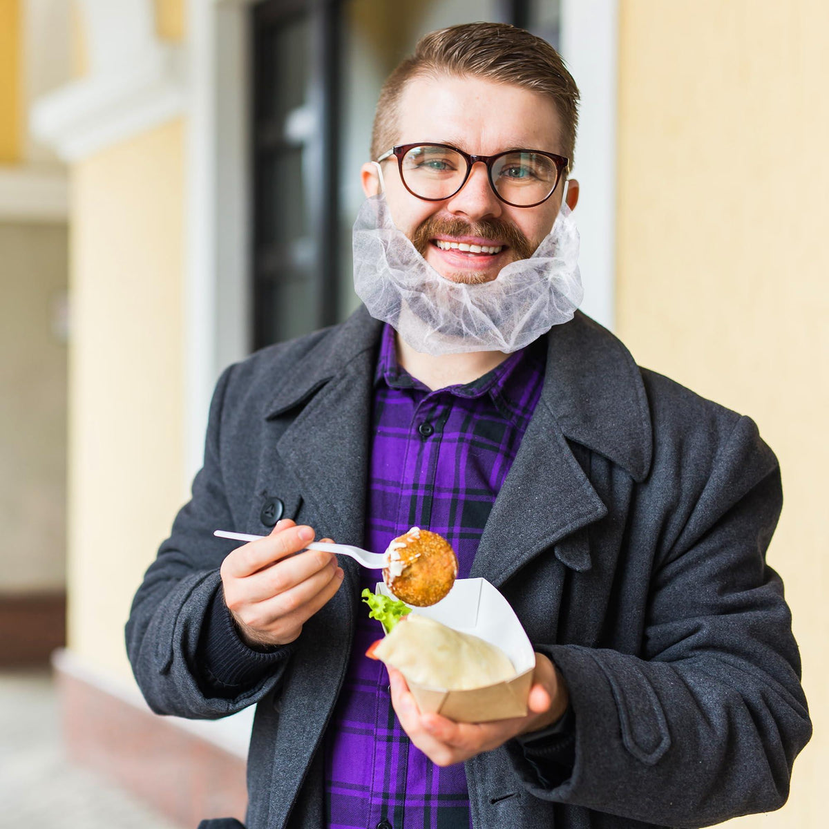 White Disposable Beard Covers for Men 18 Inch Pack of 100 Spunbond Polypropylene Beard Guards Food Service Breathable Lightweight Facial Hair Covering with Single Loop