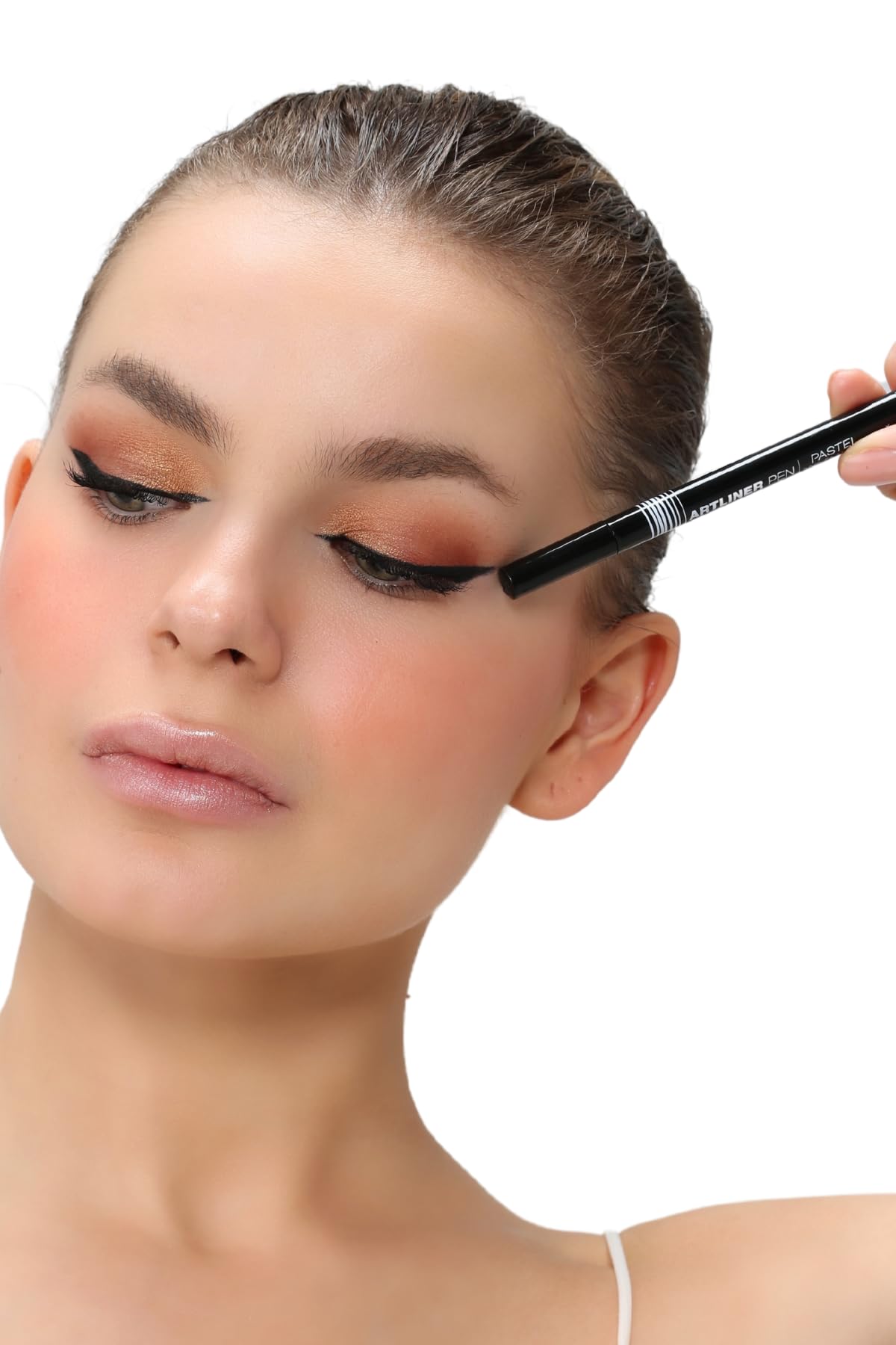 Pastel Profashion Artliner Pen 01 Black - Precise Eyeliner for Makeup Enthusiasts