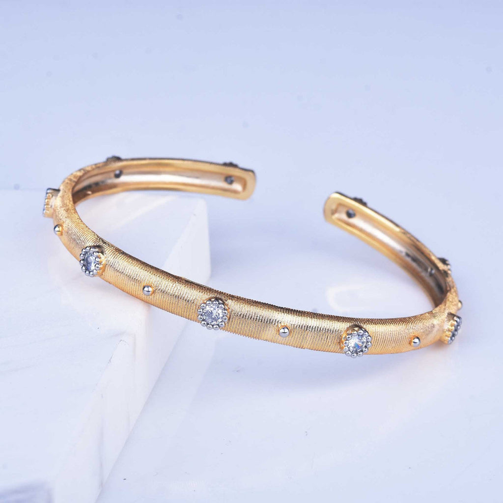 Vintage Brushed Texture Open Cuff Bangle For Women, Gold Tone Clear Tone Simulated Zirconia Star Dot Inlay Light Luxury Daily Commute Hand Jewelry