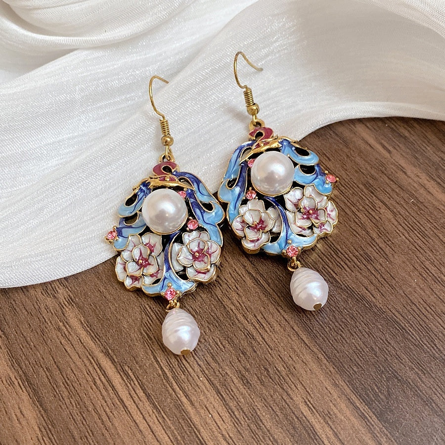 Ethnic-style Diamond-encrusted Oil-drop Flower Pearl Pendant