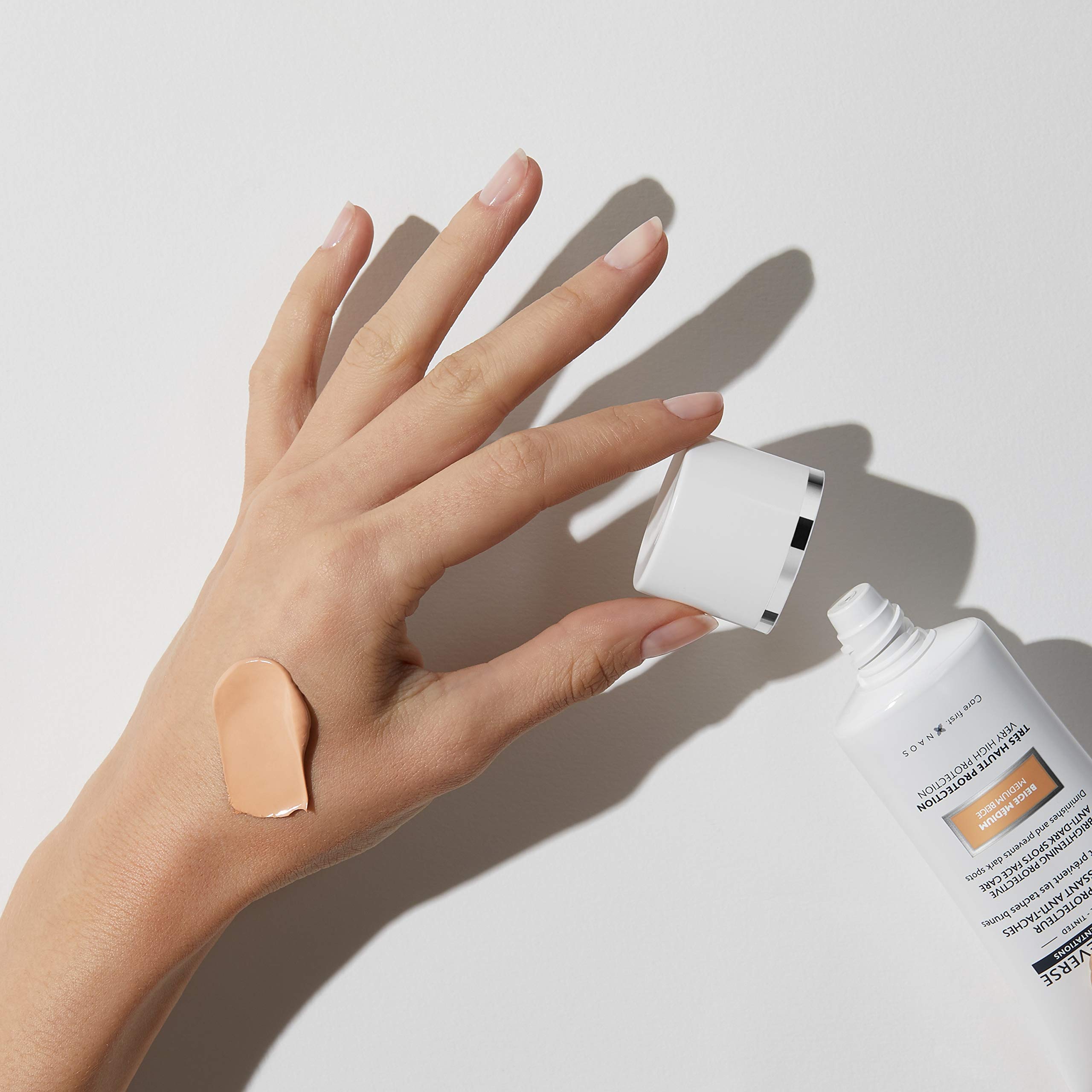 Esthederm Tinted Sunscreen - Photo Reverse Tinted Medium Beige 50ml - Anti-Aging Sun Protection Cream