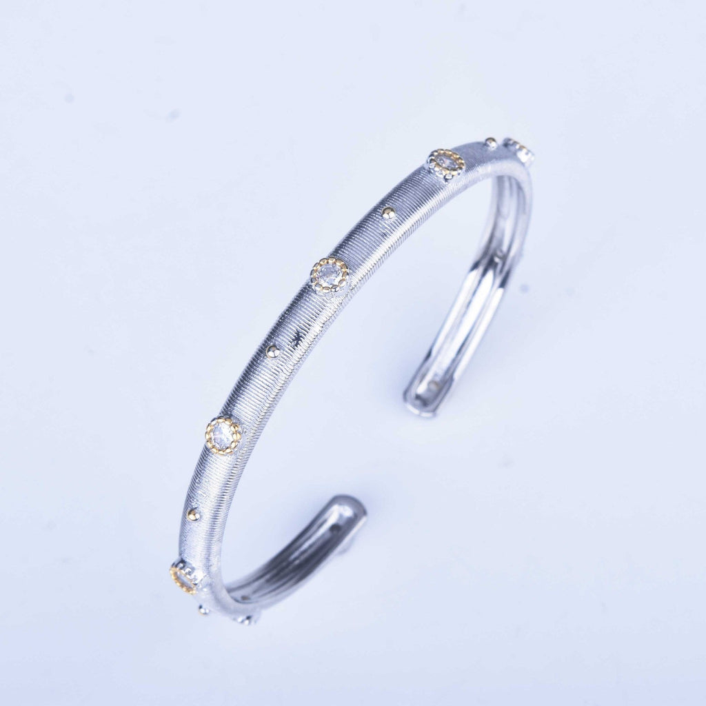 Vintage Brushed Texture Open Cuff Bangle For Women, Gold Tone Clear Tone Simulated Zirconia Star Dot Inlay Light Luxury Daily Commute Hand Jewelry
