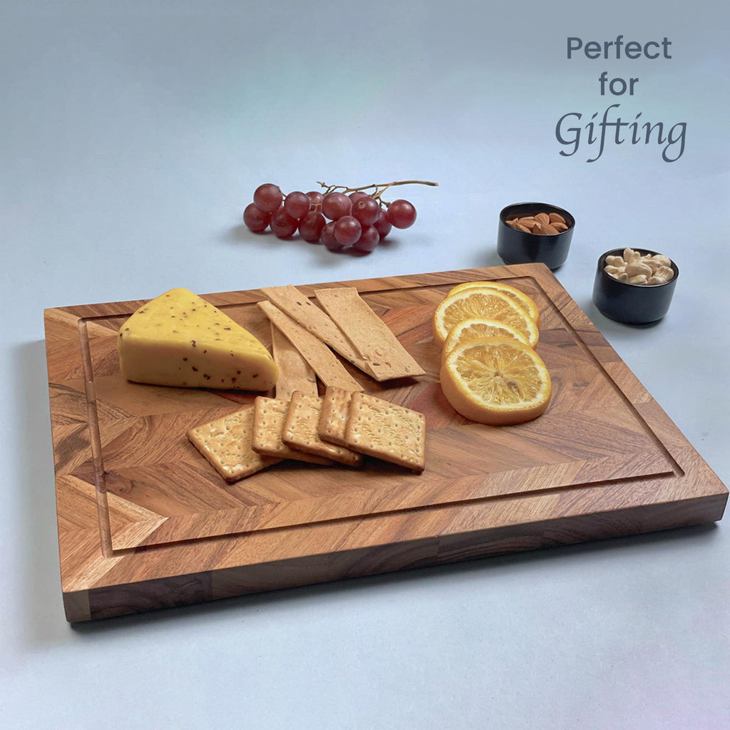 The Fine Living Co. Large Cutting Board Acacia Wood Meat Chopping Board Butcher Block with Juice Groove Chevron Chequered Style 1 Thick & Food grade Serving Board 16 x12