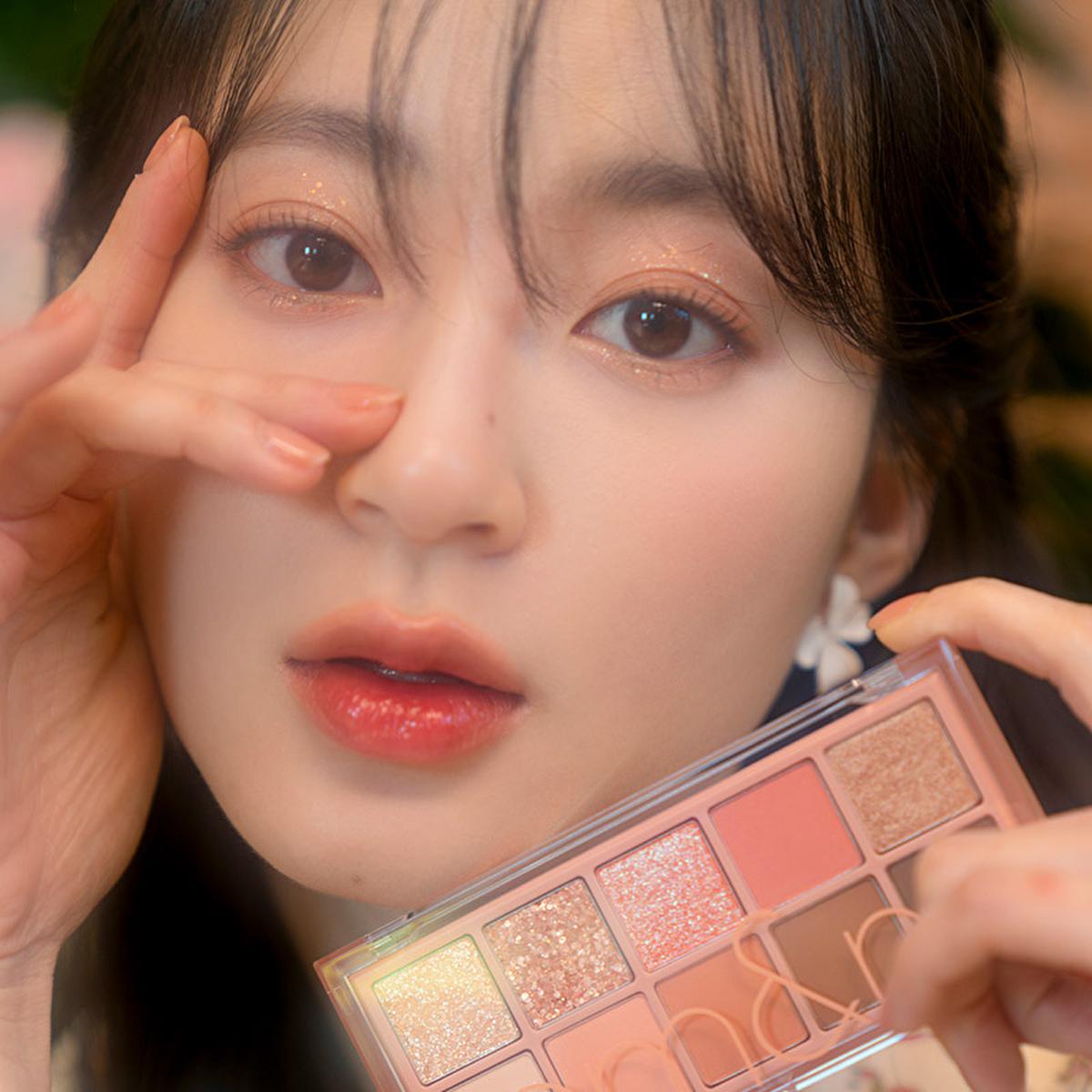 rom&nd Better Than Palette: Light & Glitter Garden - Versatile Eyeshadow Palette for Stunning Eye Makeup, Long-Lasting, Shimmer & Matte Shades