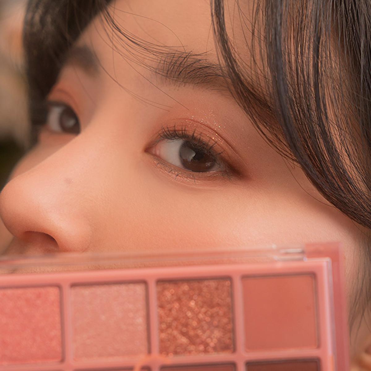 rom&nd Dreamy Lilac Garden Eyeshadow Palette: Create Stunning Eye Looks with Matte & Shimmer Shades, High Pigment Korean Eye Makeup