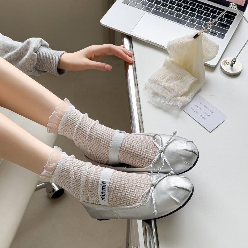 Japanese Summer Thin Small Flower Lace Bunching Socks Spun Glass