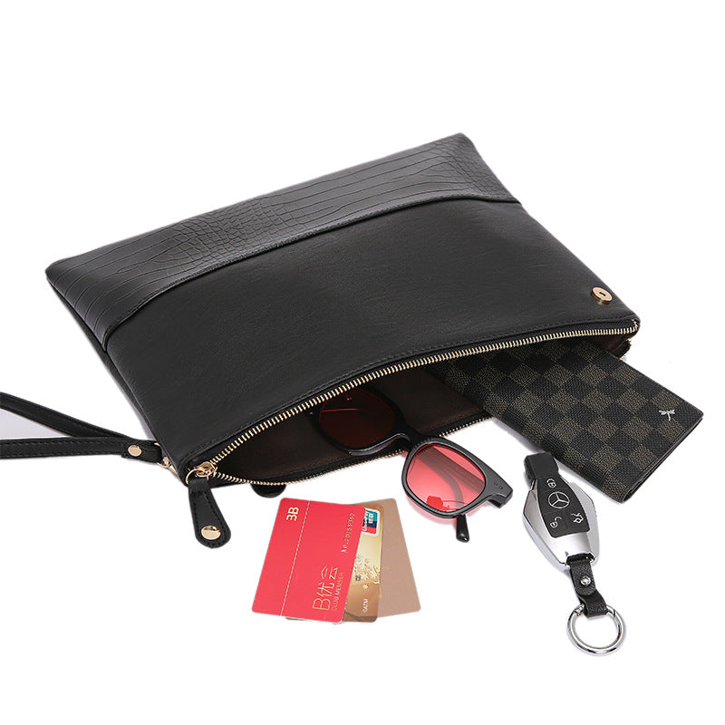 Men's Crocodile Pattern Crossbody Clutch