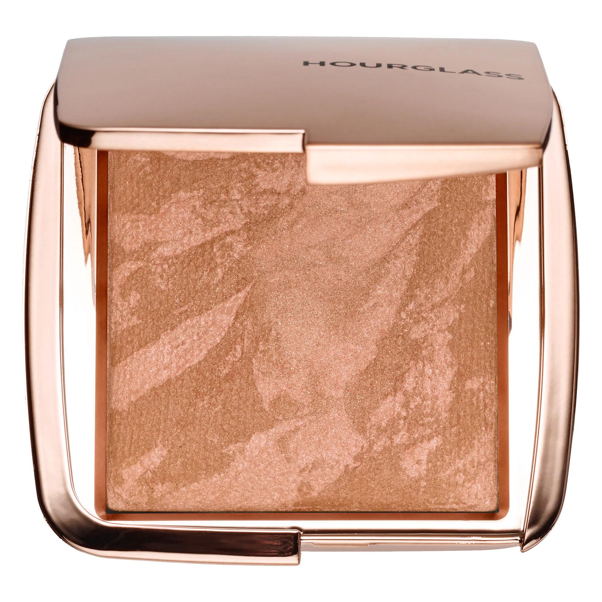 Hourglass Ambient Lighting Bronzer: Achieve Natural Sunkissed Glow, Radiant Finish, Cruelty-Free Illuminating Bronzer
