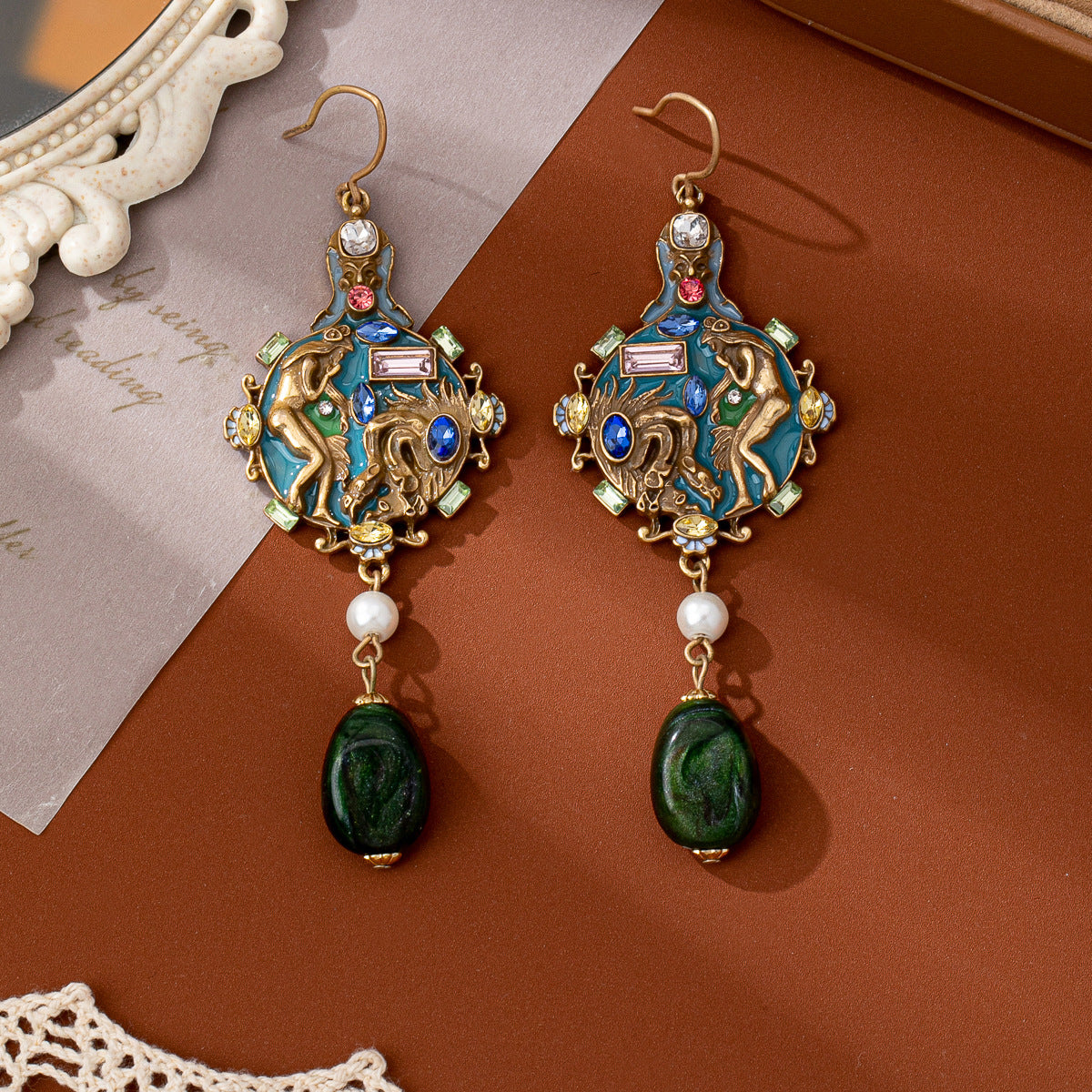 Portrait-pattern Pearl Enamel Gemstone Earrings