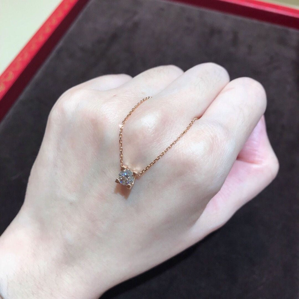 Simple Four-claw Single Diamond Pendant Female Temperament Titanium Steel Necklace