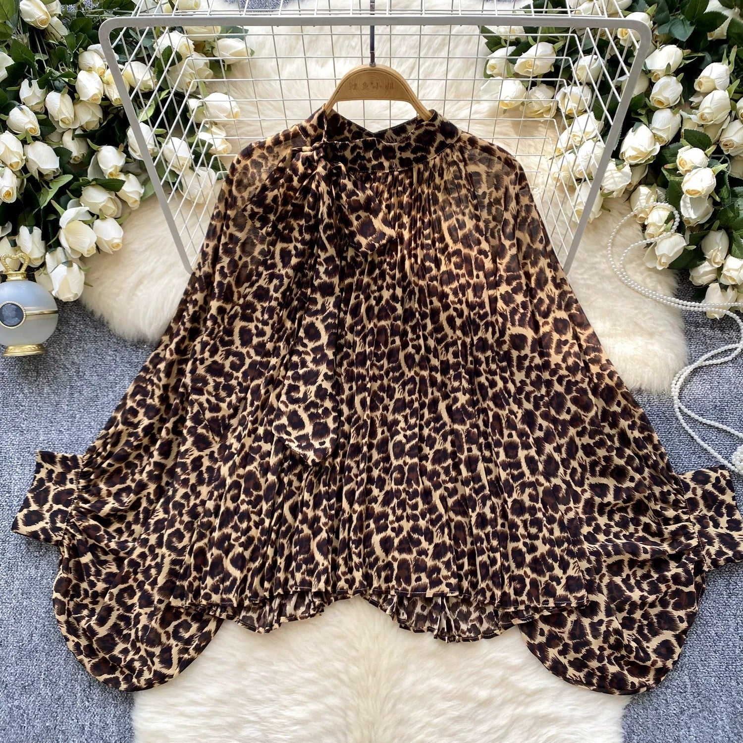 Chic Top In The Chanel-inspired European And American Style
