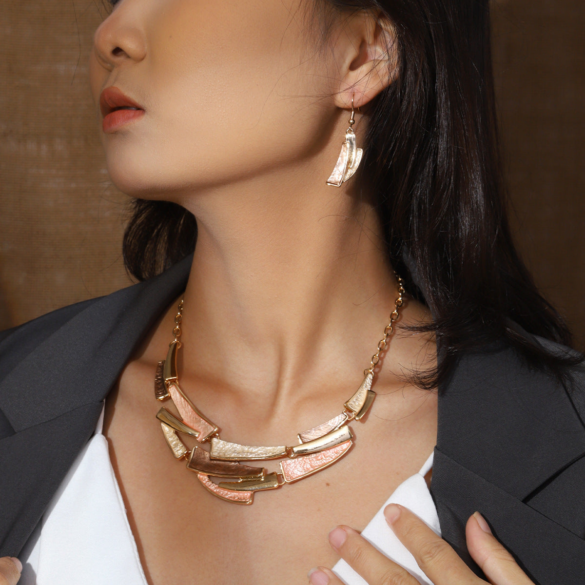 Elegant Fashion Earrings Necklace Lady