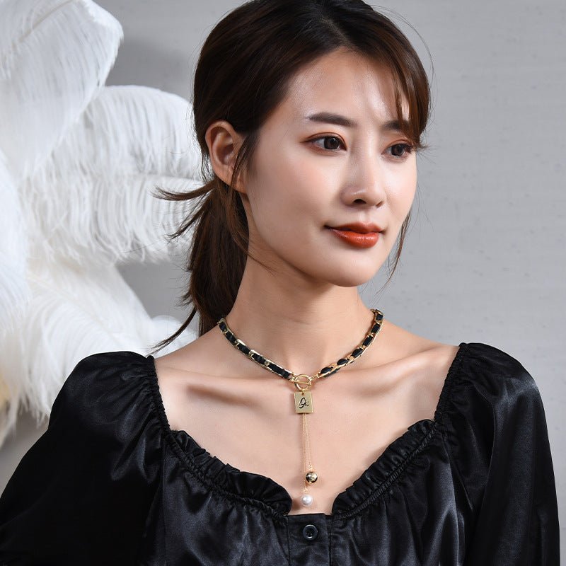 PU Leather Metal Chain Choker Necklace For Women, Titanium Steel Square Tag Pearl Tassel Short Collarbone Chain, Dainty Retro Fashion Jewelry