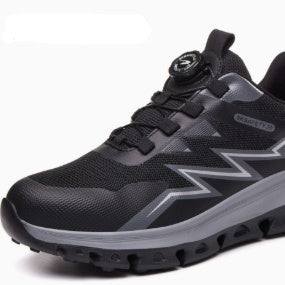Safety Shoes Lightweight And Breathable With Reinforced Steel Toe For Protection Against Impacts And Punctures