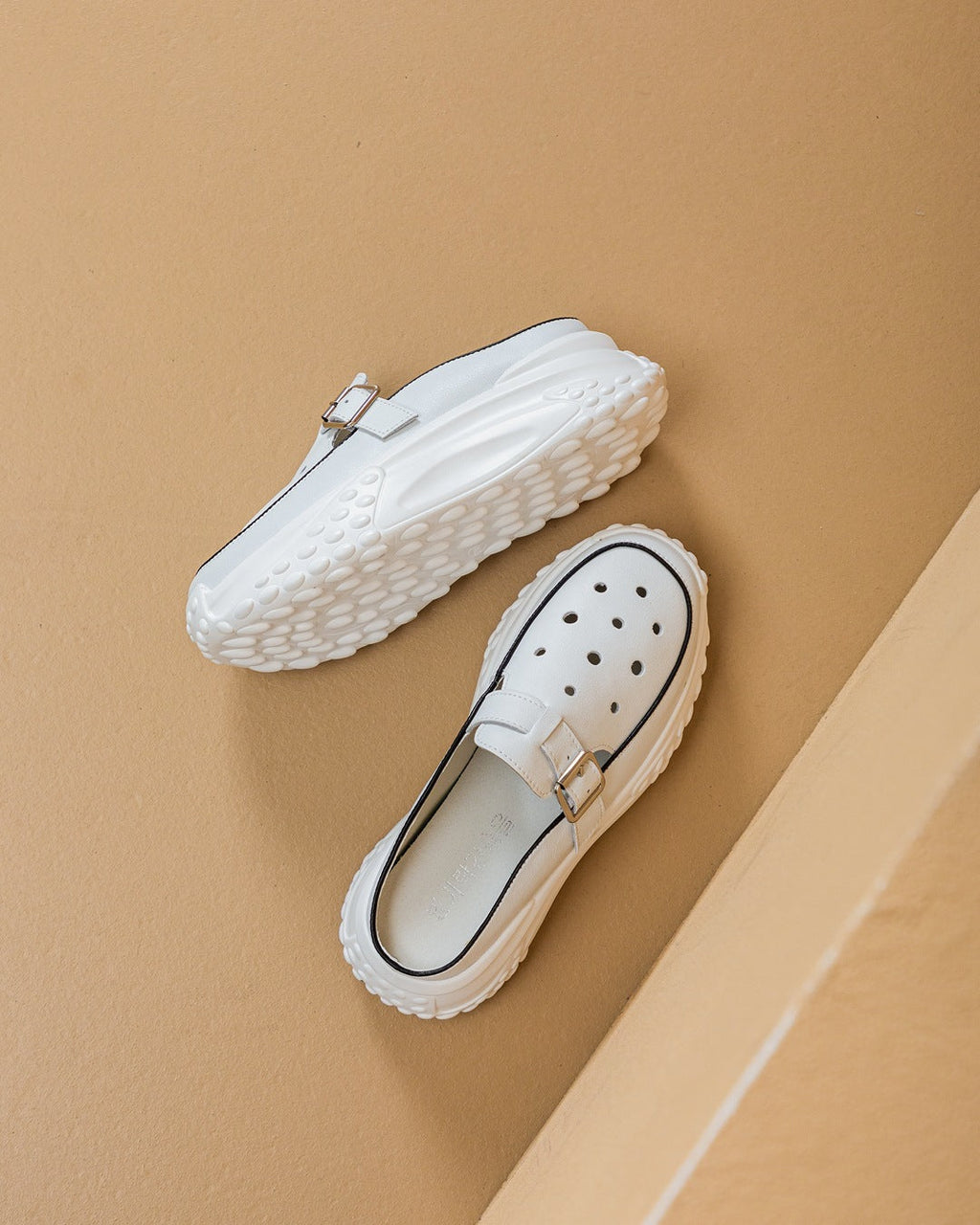 Women's Leather Thick-soled Half Slippers