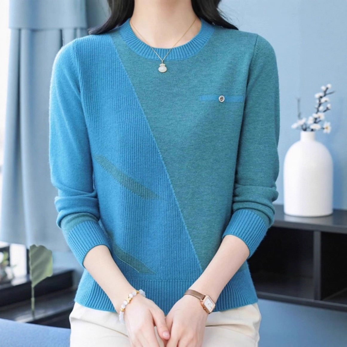 Womens Crew-neck Pullover Knit Top