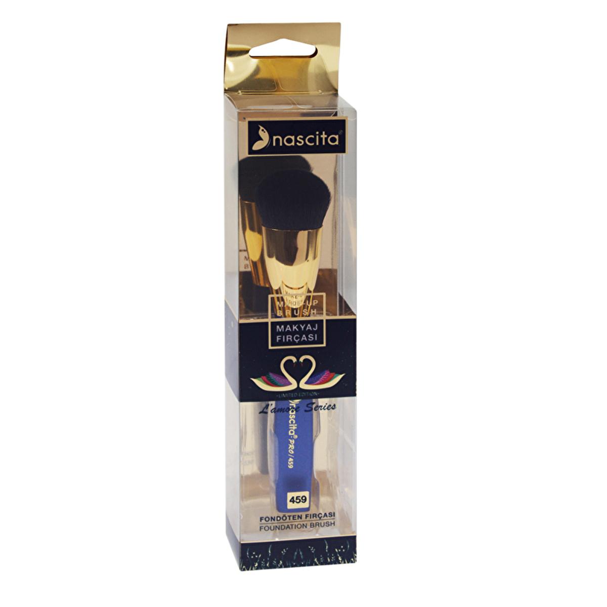 Nascita Pro Makeup Brush - Foundation Brush for Smooth and Even Application