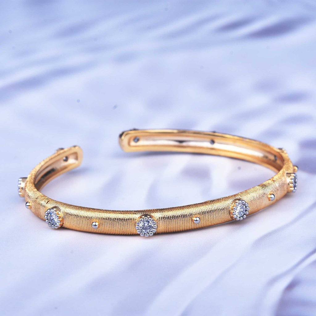 Vintage Brushed Texture Open Cuff Bangle For Women, Gold Tone Clear Tone Simulated Zirconia Star Dot Inlay Light Luxury Daily Commute Hand Jewelry