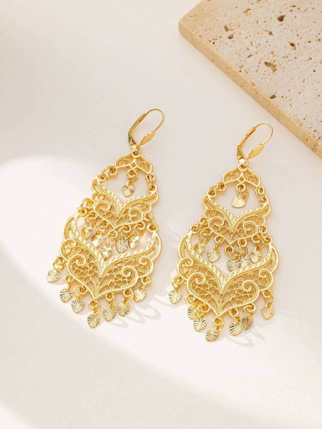 New Middle Eastern Gold-plated Heart-shaped Earrings