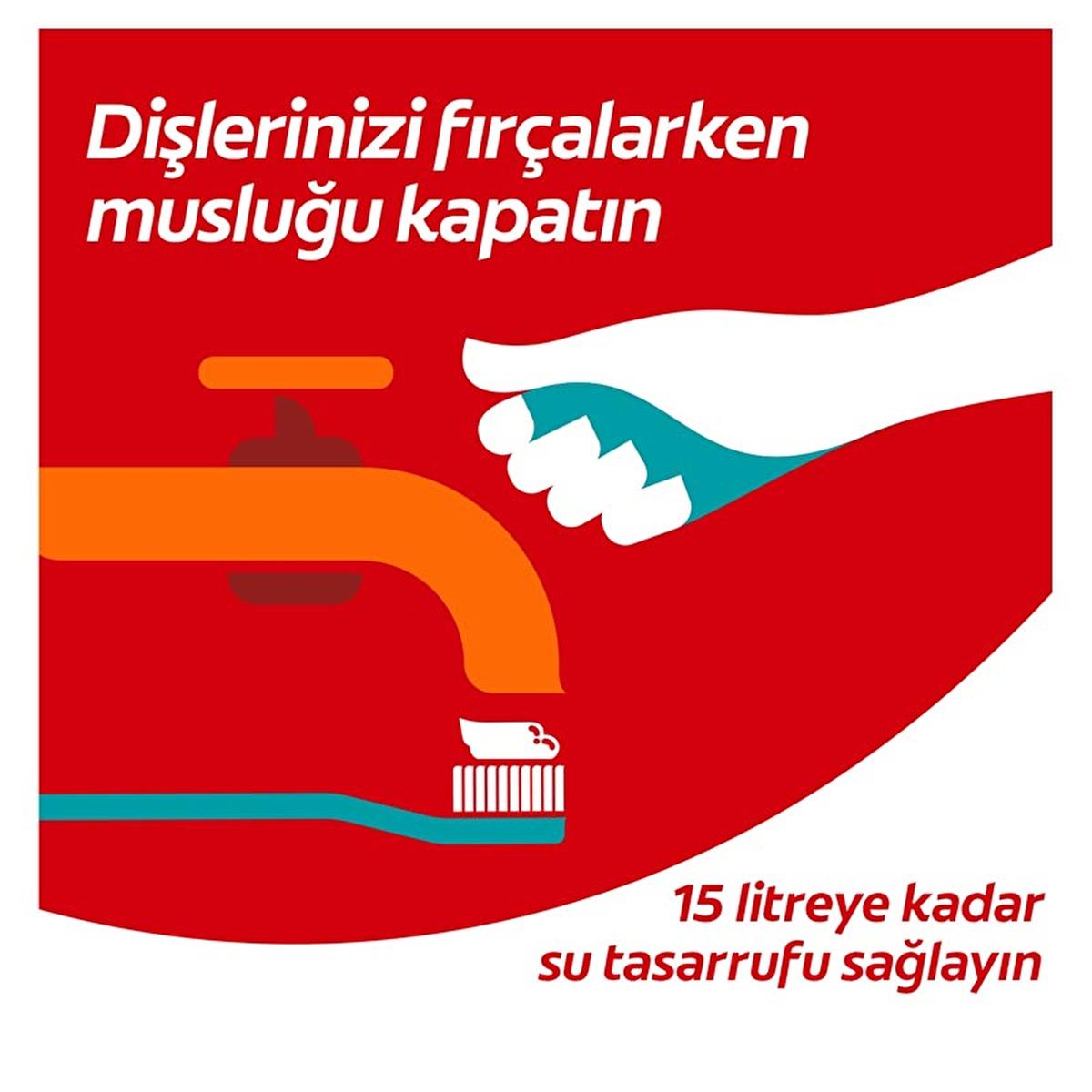 Colgate Extra Clean Manual Toothbrush - Effective Oral Hygiene for Back Teeth, Soft Tongue Cleaner, and Hard-to-Reach Areas - Dental Care Essentials