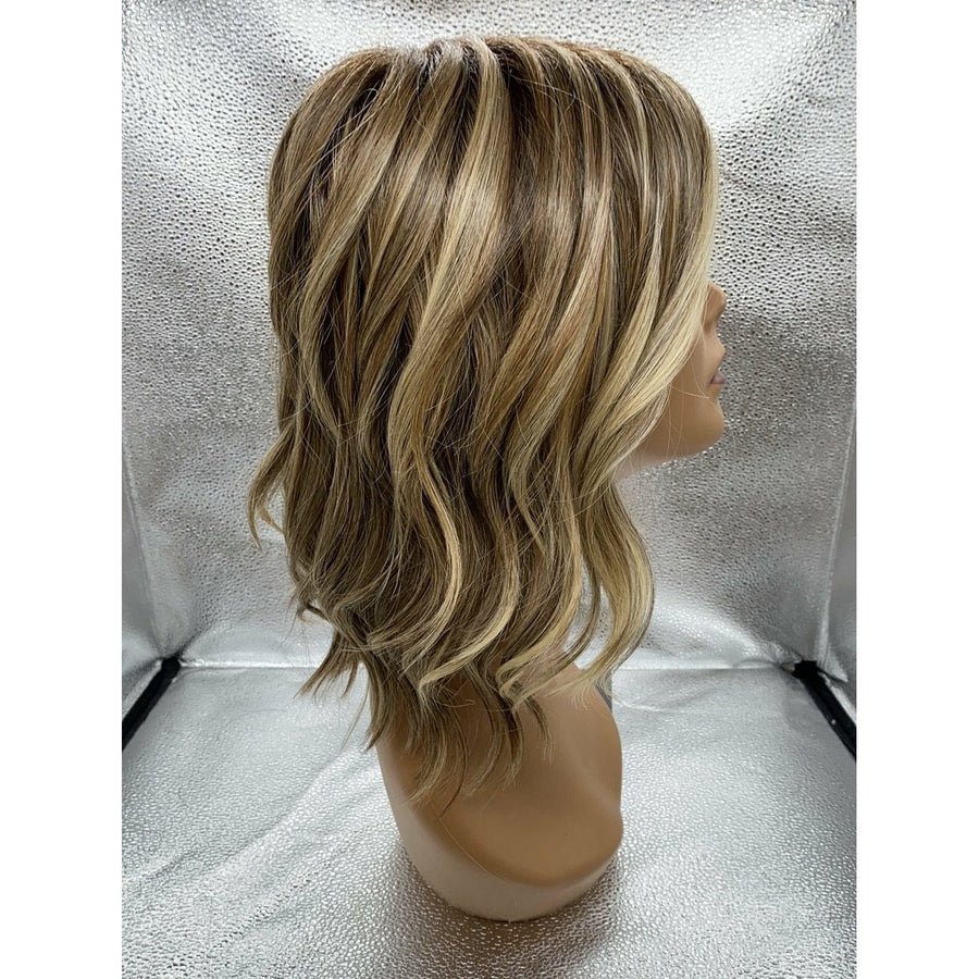 Raquel Welch Simmer Elite Wig, New With Tags