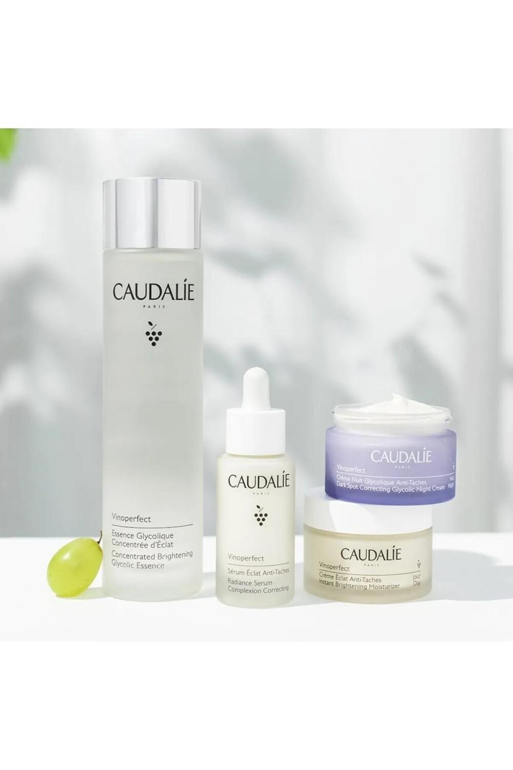 Caudalie Vinoperfect Instant Brightening Moisturizing Day Cream - Dark Spot Corrector, Hydrating Skincare for Uneven Skin Tone